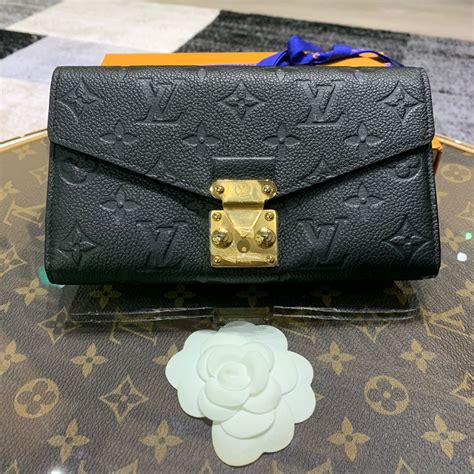 lv black metis|lv metis wallet.